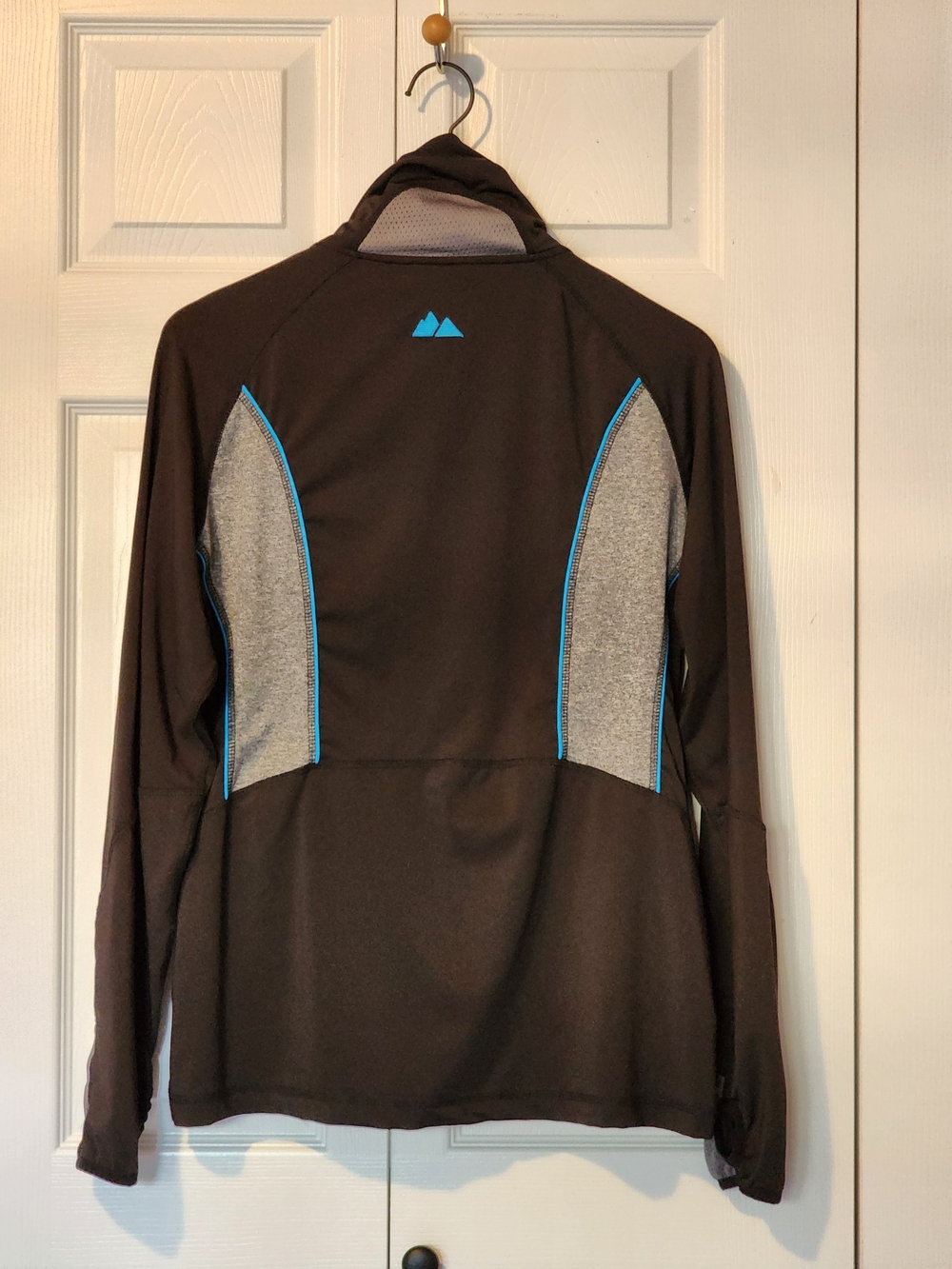 Powder River Black & Gray Women’s Softshell Jacket with Blue Trim Size Large - Picture 6 of 16